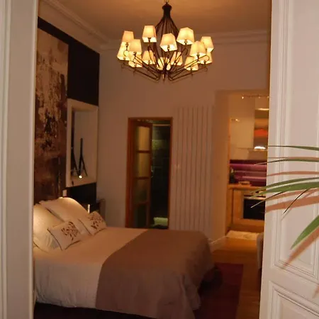 Suit'home Jacobins Apartment