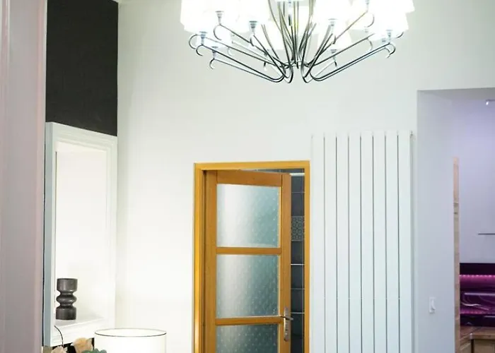 Suit'home Jacobins * Анже